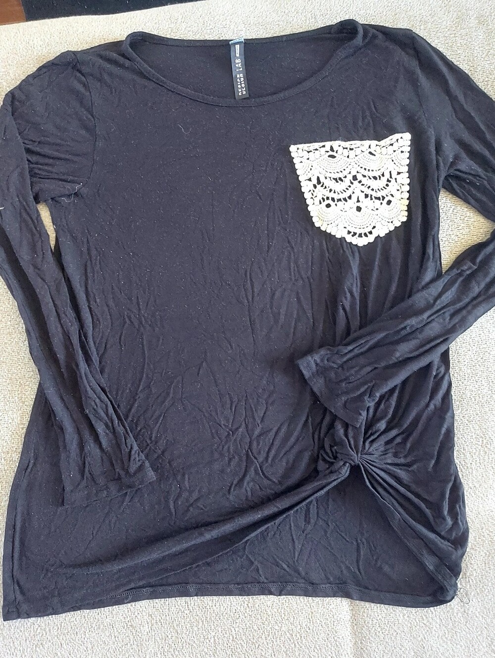Design Lab Black Long-Sleeve Top with Cream Lace Pocket
